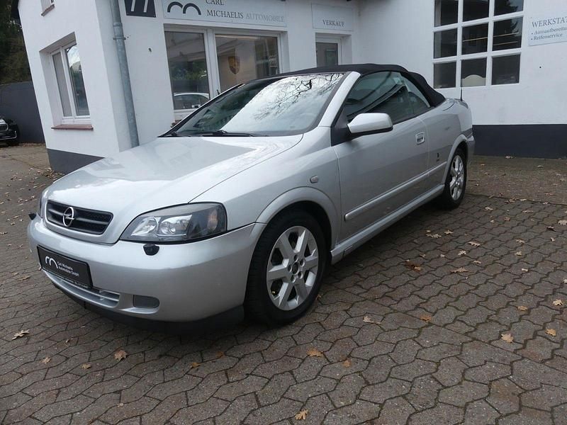 Gebraucht Opel Astra 147 PS (108 kW) 2002 Silber Cabrio