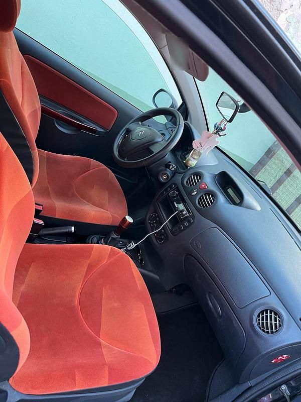 Gebraucht Citroën C2 73 PS (53 kW) 2005 Schwarz Kleinwagen