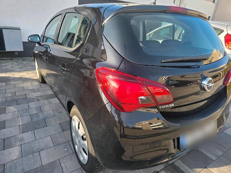 Gebraucht Opel Corsa 90 PS (66 kW) 2017 Schwarz Kleinwagen