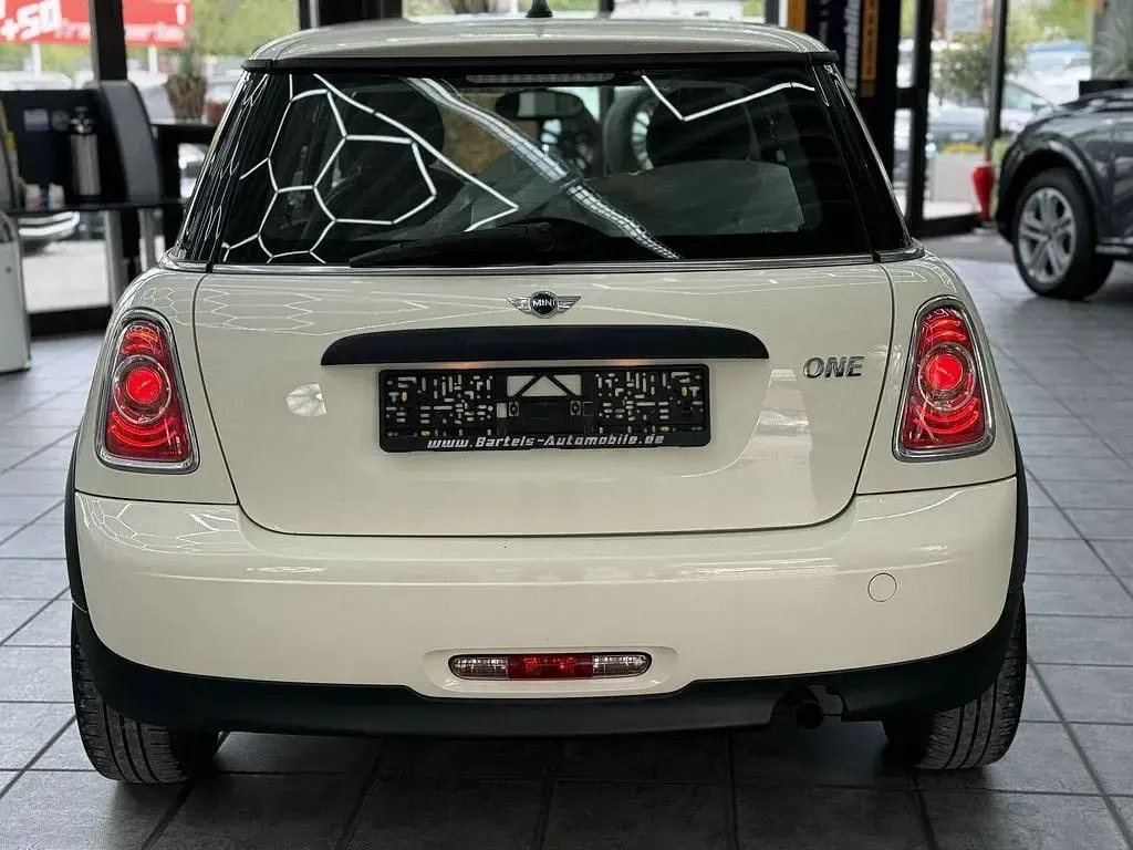 Gebraucht Mini ONE Salt 75 PS (55 kW) 2012 Pepper white Kleinwagen