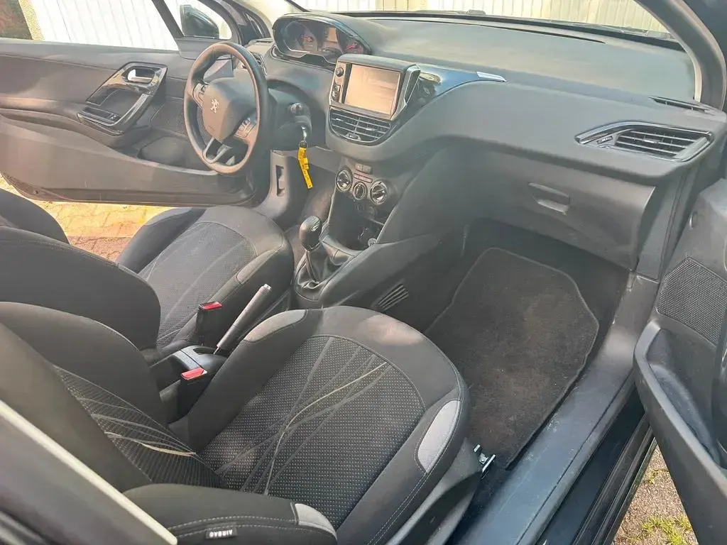 Gebraucht Peugeot 208 95 PS (69 kW) 2012 Kleinwagen