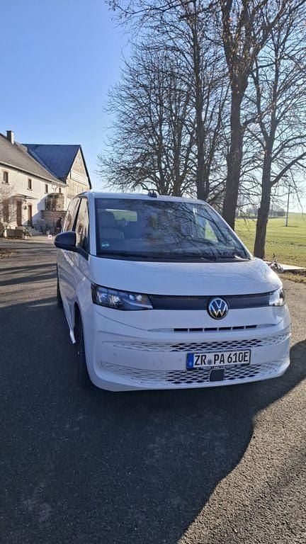 Gebraucht VW Multivan Life 218 PS (160 kW) 2022 Weiß Van