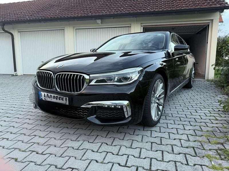 Schwarz Gebraucht 2016 BMW 740L Limousine | 27.999 € (Fairer Preis) - Bild 1/4