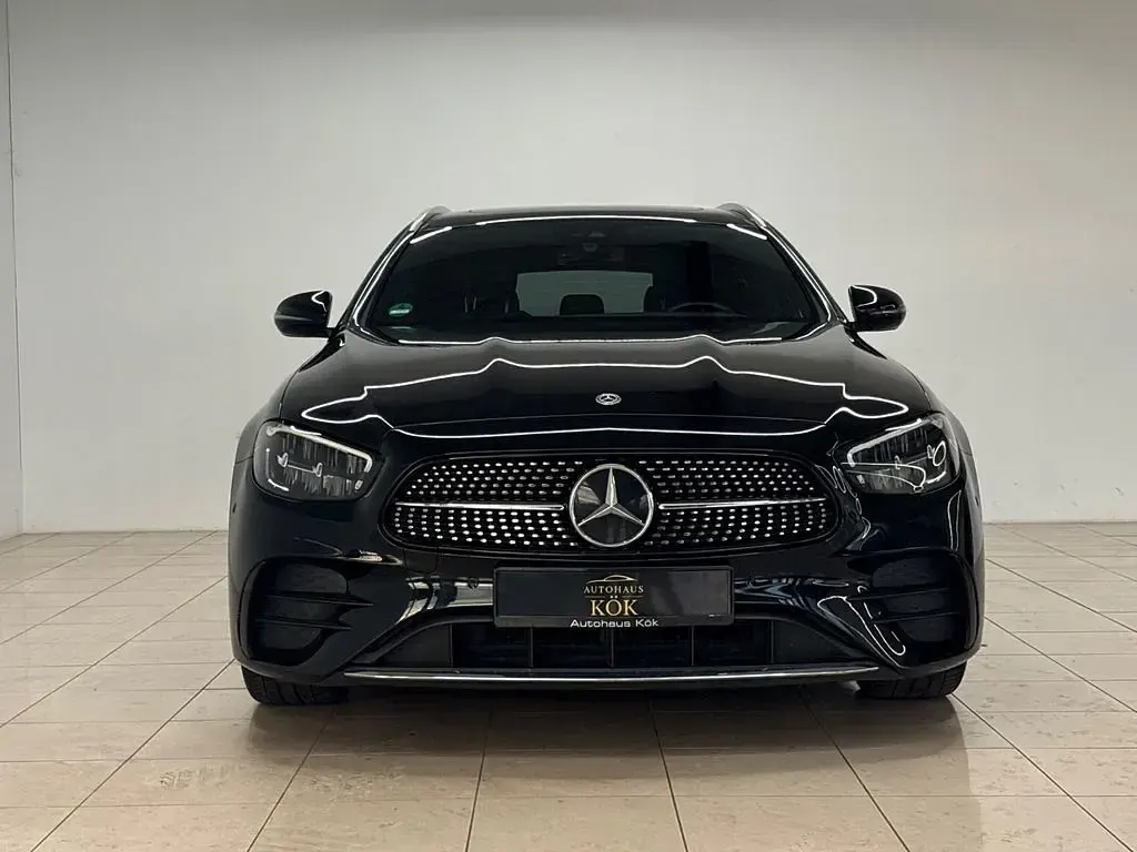 Gebraucht Mercedes E220 AMG 200 PS (147 kW) 2023 Schwarz Kombi
