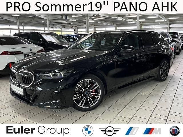 Schwarz Gebraucht 2025 BMW 520 M Sport Kombi | 51.333 € (Superpreis) - Bild 1/4
