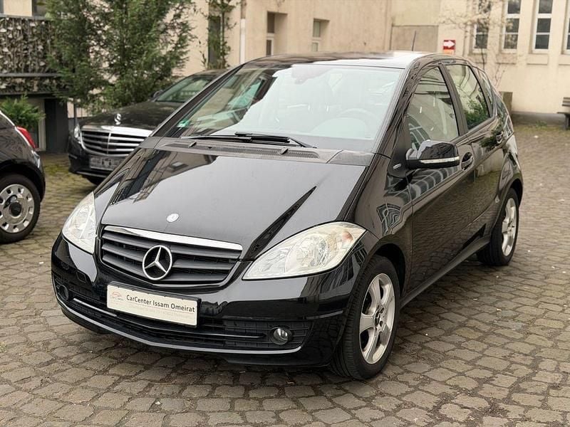 Gebraucht Mercedes A160 95 PS (69 kW) 2010 Schwarz Limousine