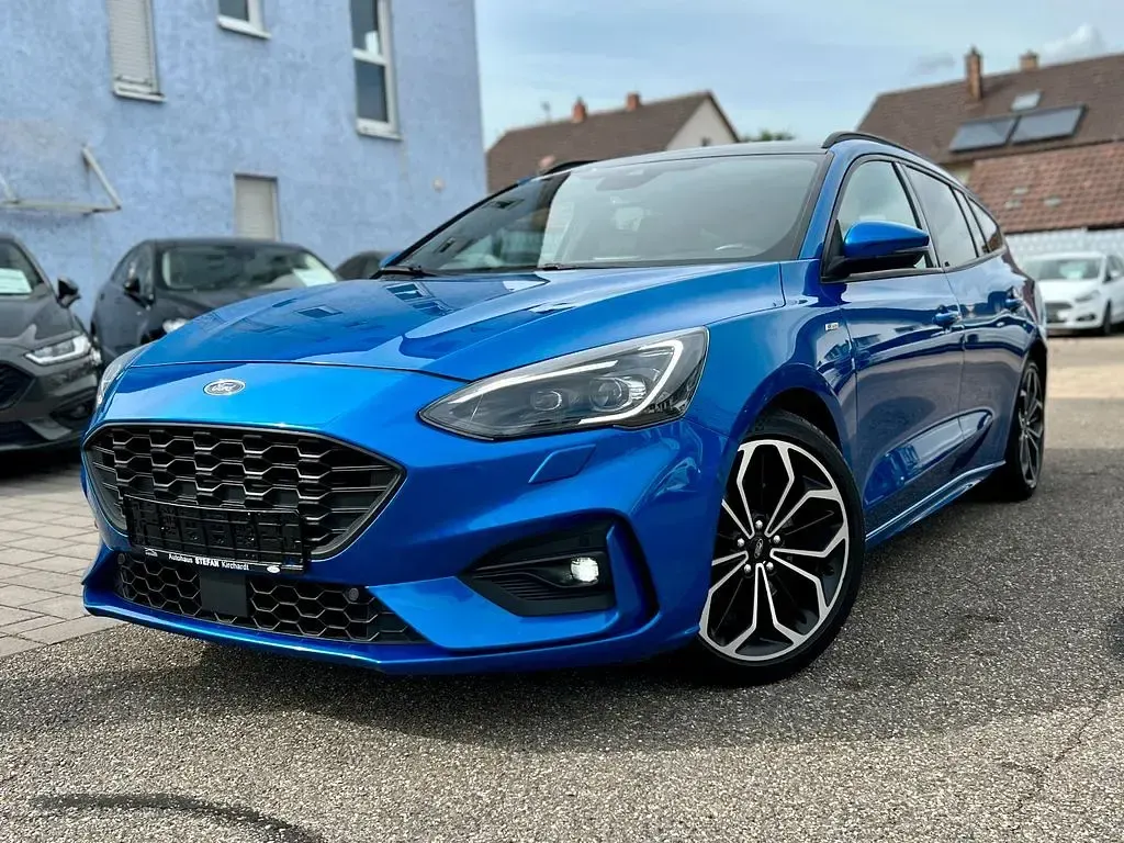 Gebraucht Ford Focus ST-Line 150 PS (110 kW) 2019 Blau Limousine