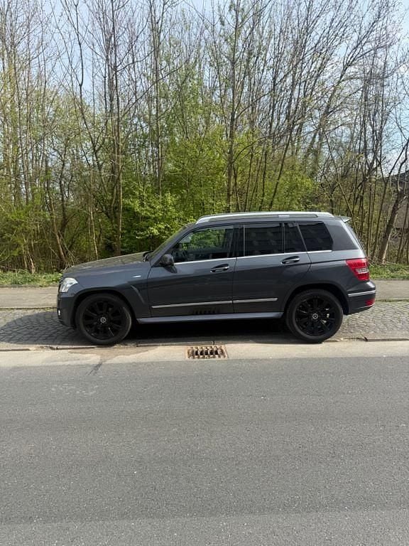 Gebraucht Mercedes GLK220 170 PS (125 kW) 2009 Grau SUV