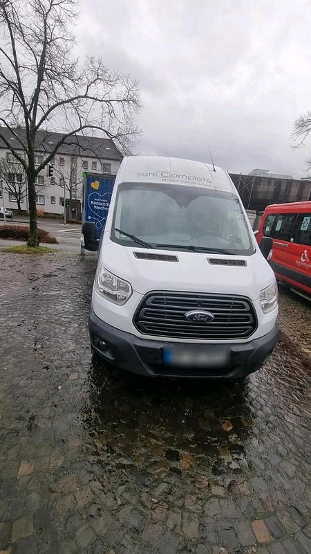Gebraucht Ford Transit 2018 Weiß Limousine