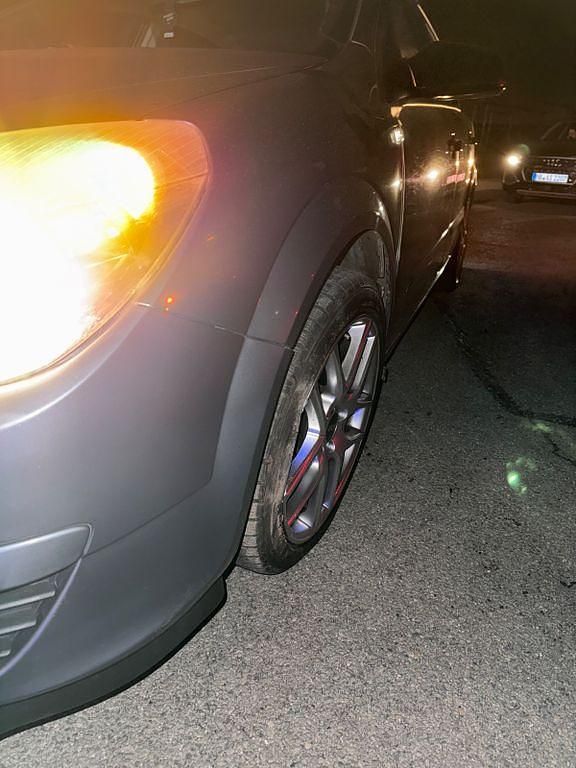 Gebraucht Opel Astra 105 PS (77 kW) 2005 Grau Limousine