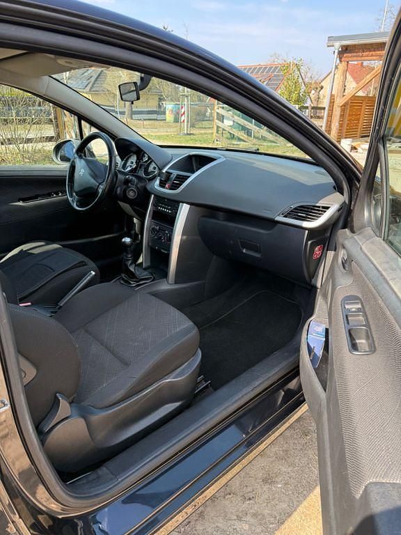 Gebraucht Peugeot 207 120 PS (88 kW) 2009 Schwarz Limousine
