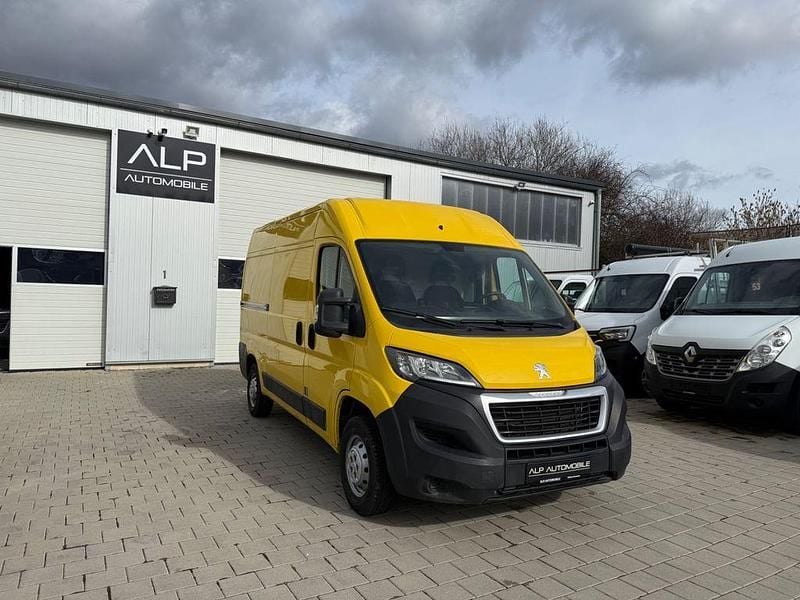 Gebraucht Peugeot Boxer 131 PS (96 kW) 2018 Gelb Van