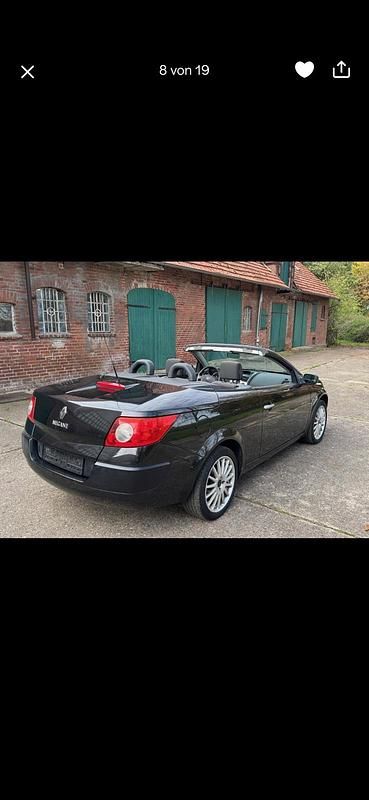 Schwarz Gebraucht 2004 Renault Mégane Cabriolet Cabrio | 1.250 € (Etwas zu teuer) - Bild 1/4