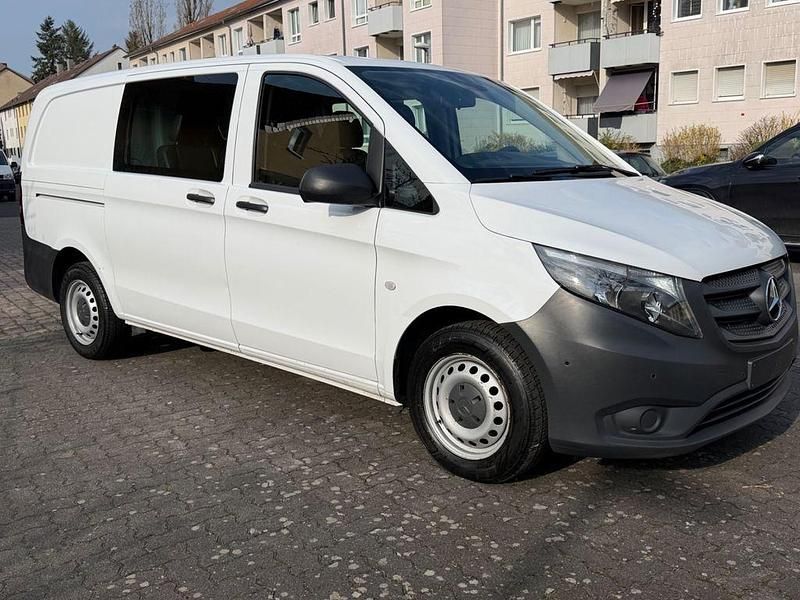 Gebraucht Mercedes Vito 163 PS (119 kW) 2019 Weiß Van