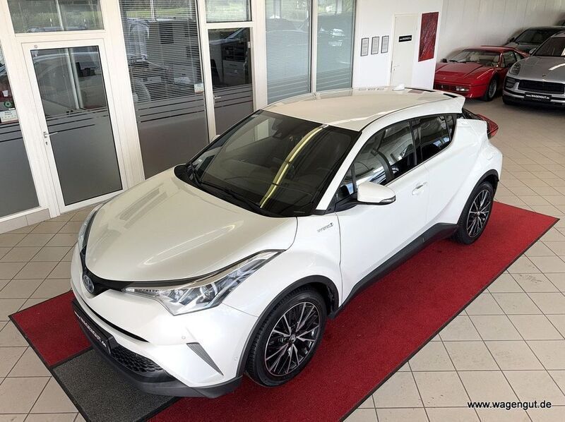 Weiß Gebraucht 2017 Toyota C-HR Lounge SUV | 17.490 € (Fairer Preis) - Bild 1/4