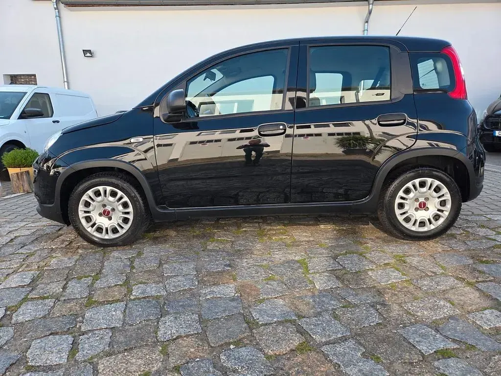 Gebraucht Fiat Panda 69 PS (50 kW) 2022 Schwarz Kleinwagen