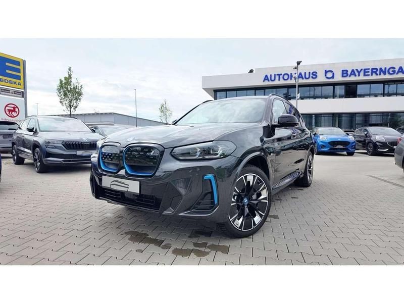 Sophistograu brillianteffekt Gebraucht 2023 BMW iX3 Impressive SUV | 57.900 € - Bild 1/4