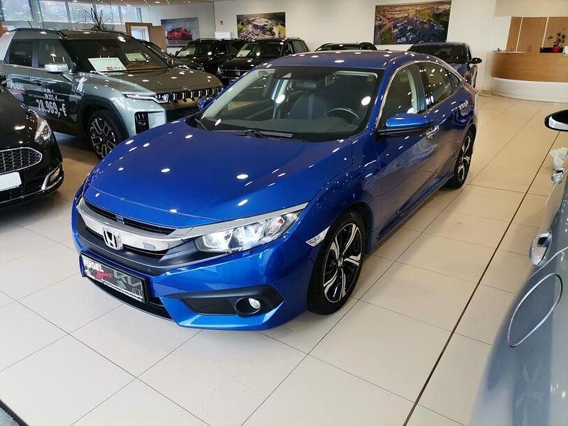 Gebraucht Honda Civic Elegance 182 PS (133 kW) 2017 Blau Limousine