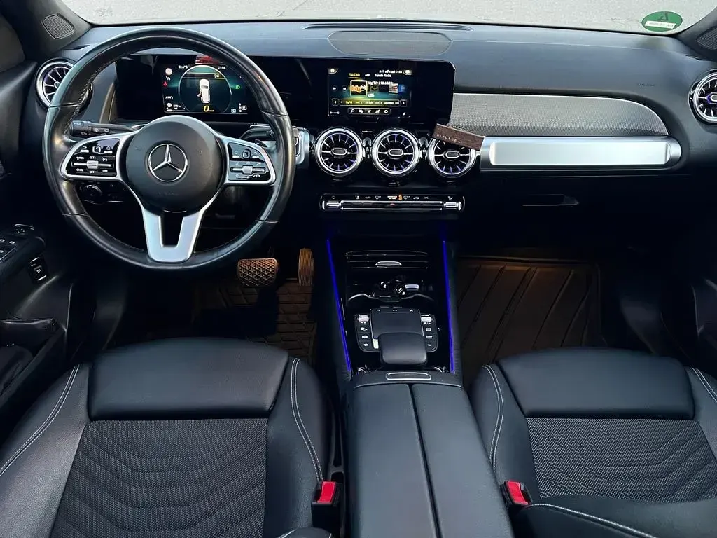 Gebraucht Mercedes GLB220 190 PS (139 kW) 2021 Grau SUV