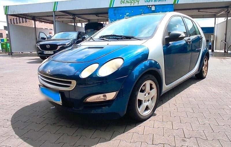 Blau Gebraucht 2006 Smart ForFour Kleinwagen | 590 € (Superpreis) - Bild 1/4