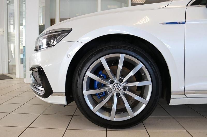 Gebraucht VW Passat GTE 218 PS (160 kW) 2020 Weiß Limousine