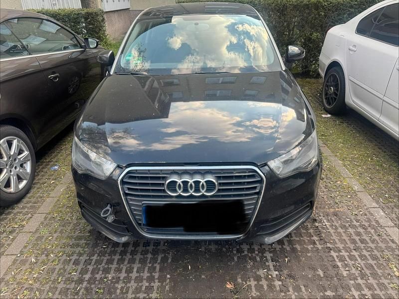 Gebraucht Audi A1 86 PS (63 kW) 2011 Schwarz Kleinwagen