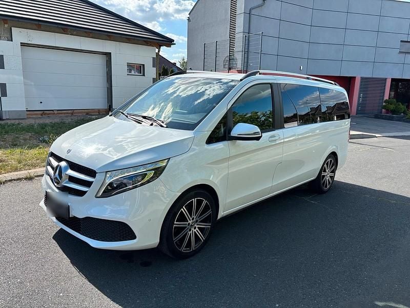 Gebraucht 2020 Mercedes V300 Van / Kleinbus | 34.500 € (Superpreis) - Bild 1/4