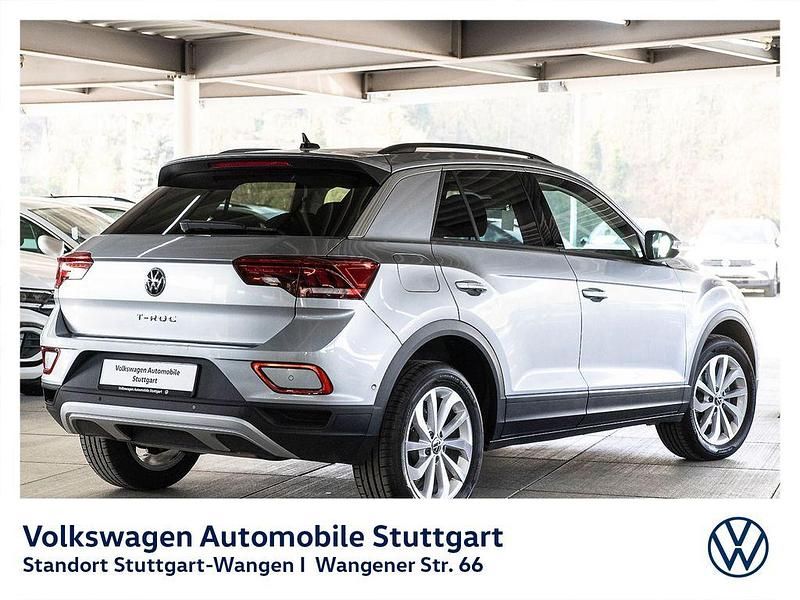 Gebraucht VW T-Roc Life 150 PS (110 kW) 2025 Pyritsilber metallic SUV