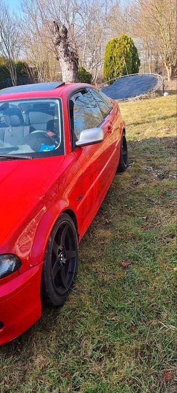 Gebraucht BMW 323 M Sport 170 PS (125 kW) 2000 Rot Limousine
