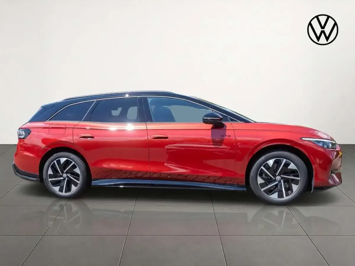 Gebraucht VW ID.7 GTX 250 kW (340 PS) 2025 Kings red metallic/schwarz Kombi