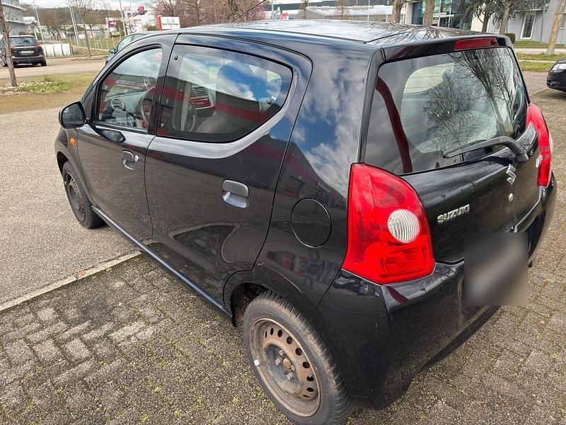 Gebraucht Suzuki Alto 67 PS (49 kW) 2009 Schwarz Kleinwagen