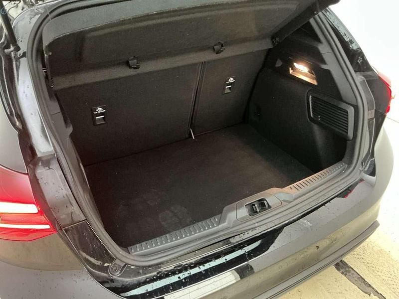 Gebraucht Ford Focus ST-Line 155 PS (114 kW) 2025 Obsidianschwarz metallic Kleinwagen