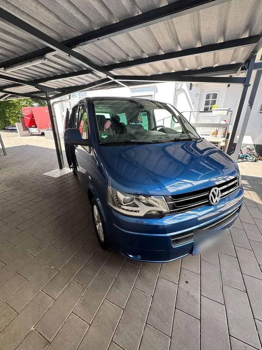 Gebraucht VW T5 179 PS (131 kW) 2013 Blau Van