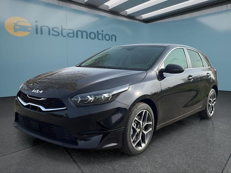 Schwarz Neu 2025 Kia Ceed Kleinwagen | 31.549 € - Bild 1/4