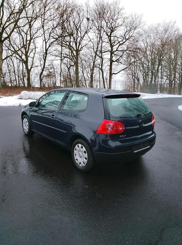 Gebraucht VW Golf 75 PS (55 kW) 2005 Blau Coupé