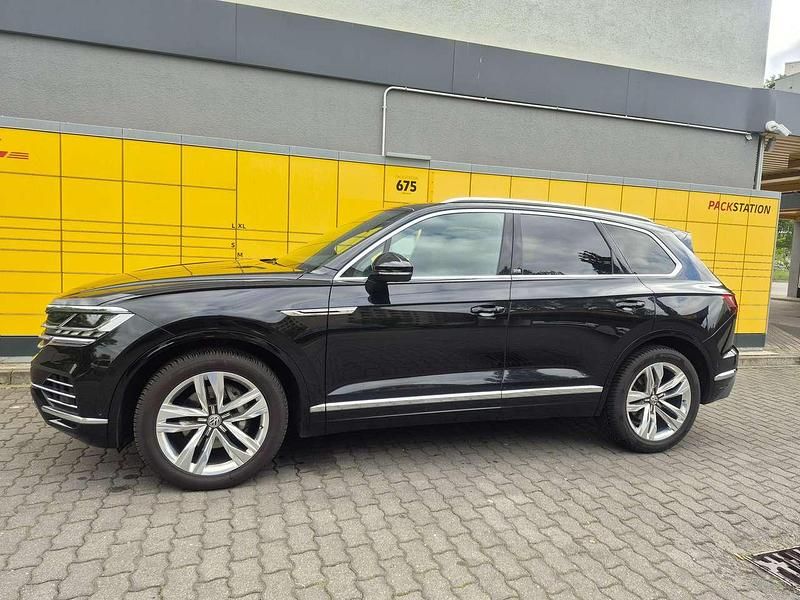 Schwarz Gebraucht 2020 VW Touareg SUV | 55.900 € - Bild 1/4