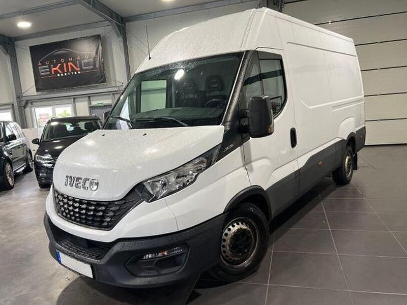 Weiß Gebraucht 2019 Iveco Daily Van / Kleinbus | 17.995 € (Superpreis) - Bild 1/4