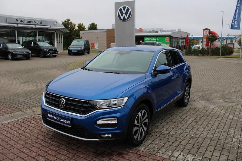 Blau Gebraucht 2022 VW T-Roc Active SUV | 24.990 € (Fairer Preis) - Bild 1/4