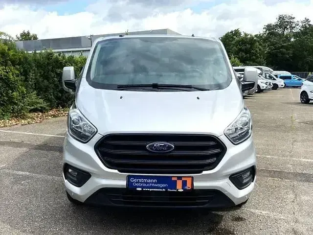 Gebraucht Ford Transit Custom Trend 131 PS (96 kW) 2020 Moondust silver (metallic) Pickup