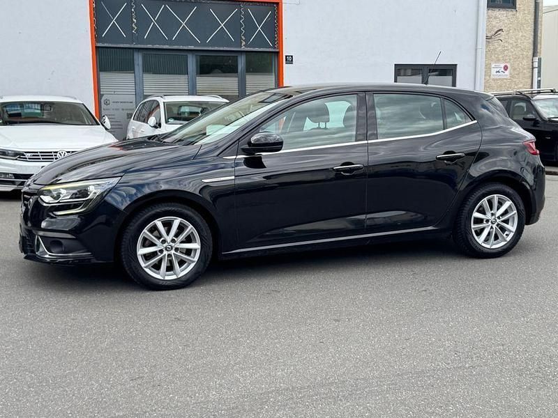 Schwarz Gebraucht 2016 Renault Mégane IV Intens Limousine | 9.499 € (Fairer Preis) - Bild 1/4