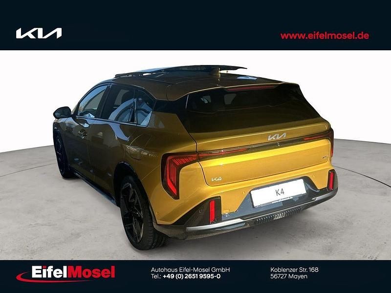 Neu Kia K4 GT-Line 179 PS (131 kW) 2026 Gelb Limousine