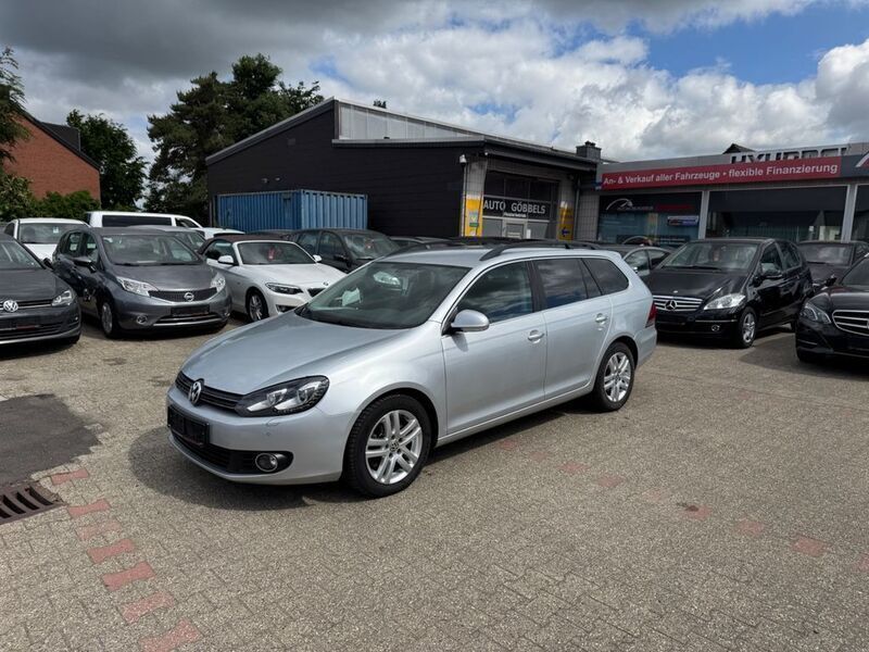 Silber Gebraucht 2012 VW Golf VI Kombi | 7.990 € (Fairer Preis) - Bild 1/4