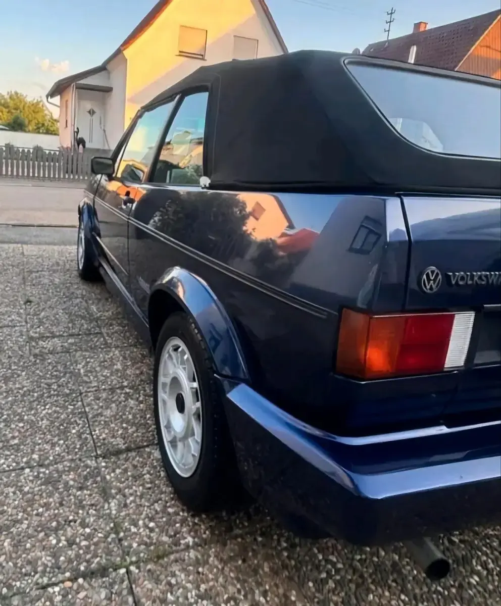Gebraucht VW Golf Cabriolet Edition 98 PS (72 kW) 1990 Blau Cabrio