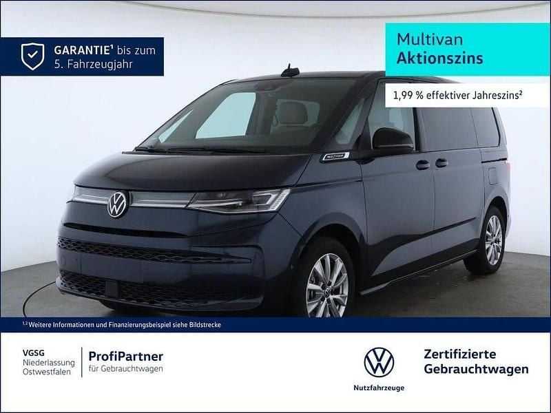 Gebraucht VW Multivan Life 177 PS (130 kW) 2025 Blau Van