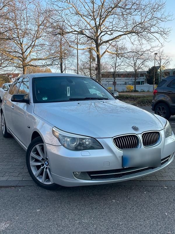 Gebraucht BMW 530 235 PS (172 kW) 2008 Limousine