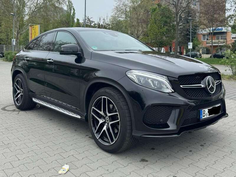 Schwarz Gebraucht 2018 Mercedes GLE350 AMG line SUV | 43.500 € (Fairer Preis) - Bild 1/4