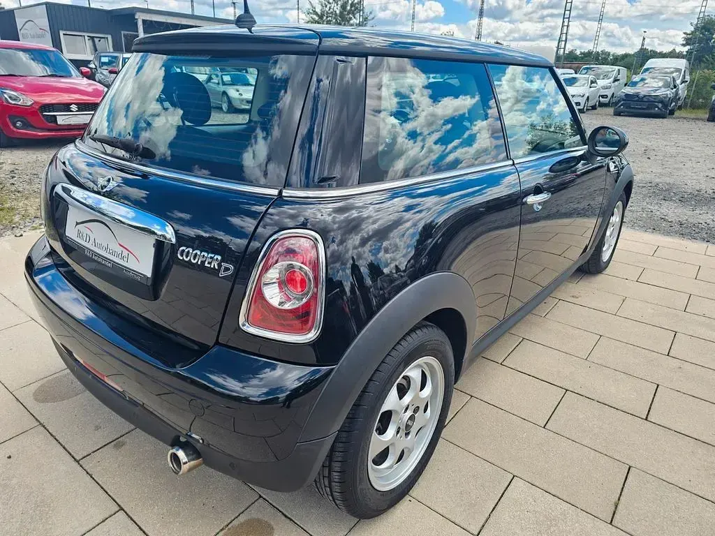 Gebraucht Mini Cooper D 111 PS (81 kW) 2012 Schwarz Kleinwagen