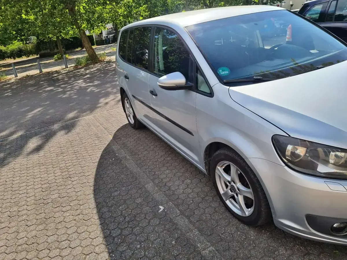 Gebraucht VW Touran Cross 105 PS (77 kW) 2010 Van / Kleinbus