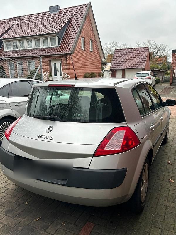 Gebraucht Renault Mégane II 120 PS (88 kW) 2006 Silber Kleinwagen