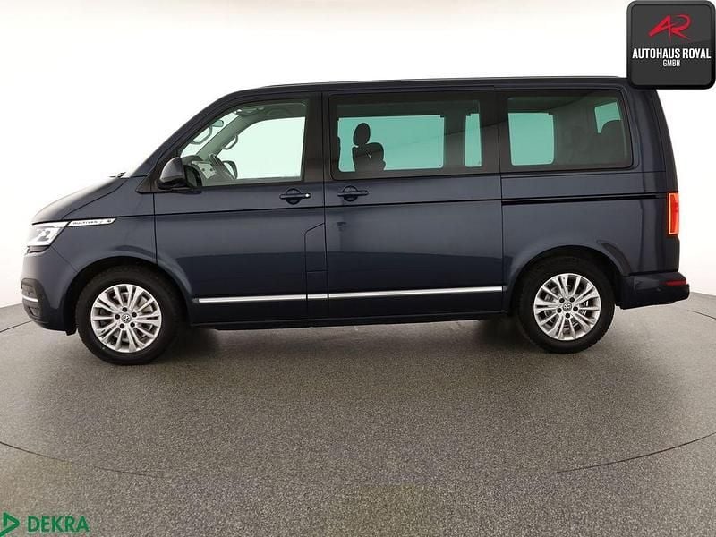 Second-hand VW Multivan Highline 204 CP (150 kW) 2023 Albastru Monovolum